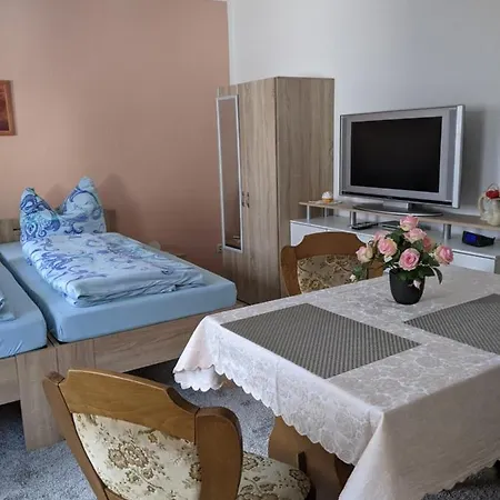 Ferienwohnung In Der Altstadt Von Coswig Anhalt Gaestezimmer Extérieur photo